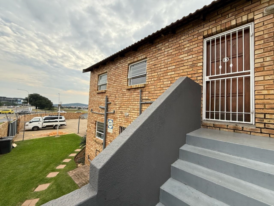 2 Bedroom Property for Sale in Liefde en Vrede Gauteng