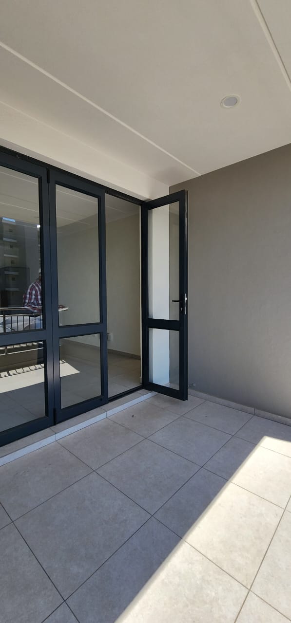 To Let 2 Bedroom Property for Rent in Greenstone Hill Gauteng