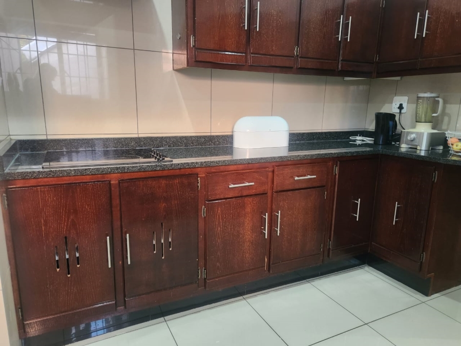3 Bedroom Property for Sale in Newlands Gauteng