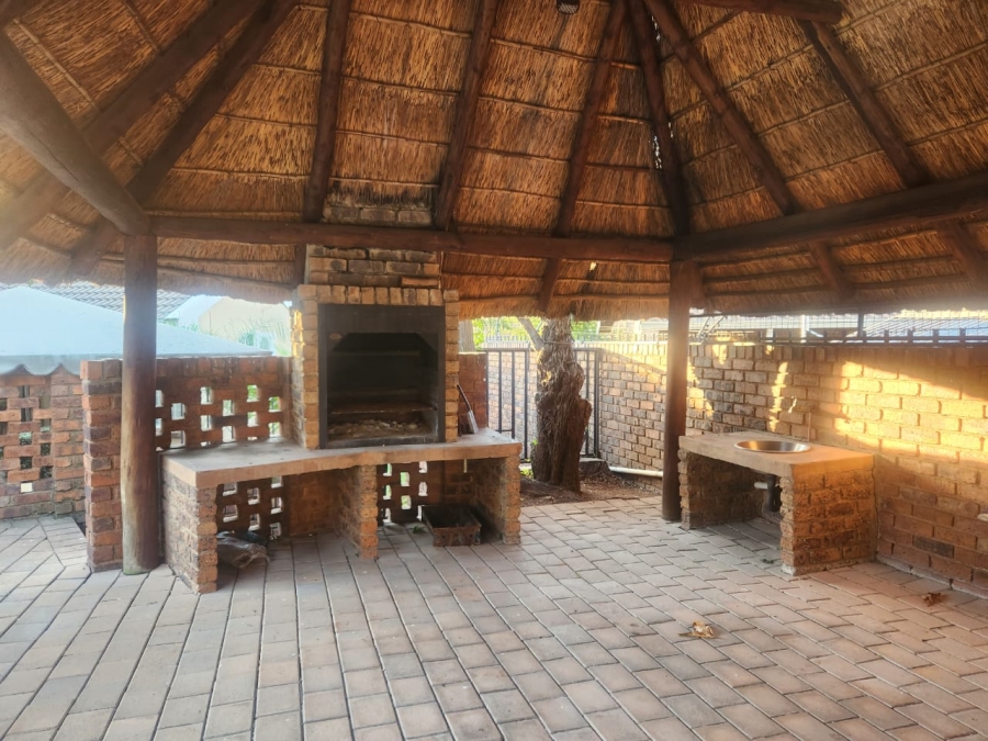 3 Bedroom Property for Sale in Newlands Gauteng