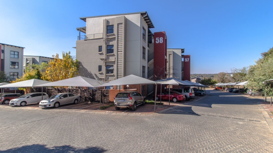 1 Bedroom Property for Sale in Fourways Gauteng