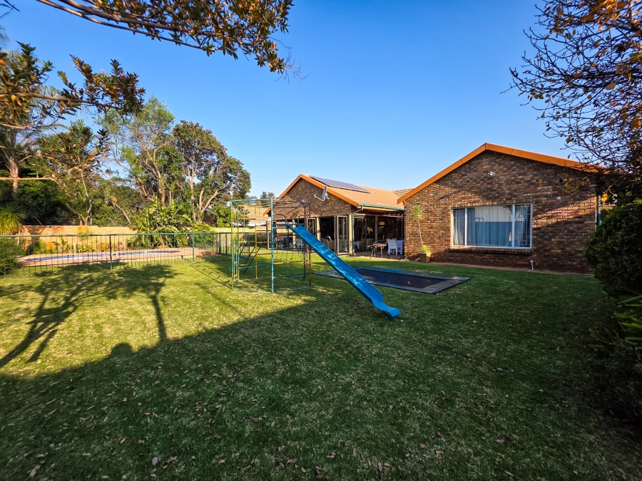 5 Bedroom Property for Sale in Moreleta Park Gauteng