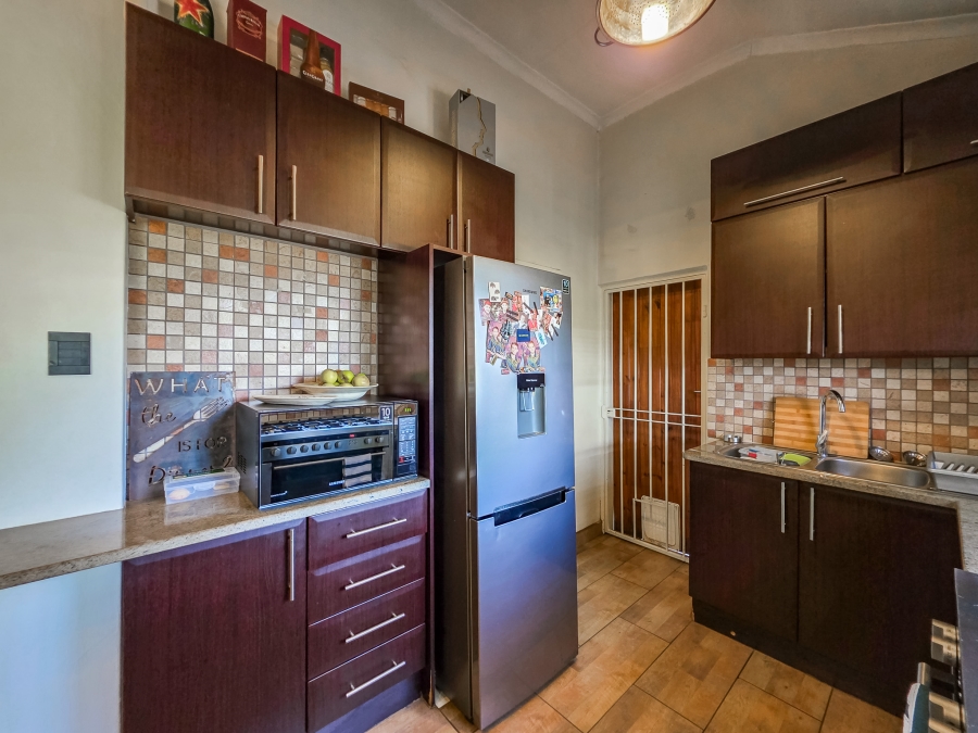 2 Bedroom Property for Sale in Faerie Glen Gauteng