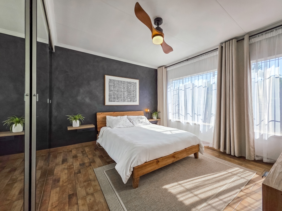 2 Bedroom Property for Sale in Faerie Glen Gauteng