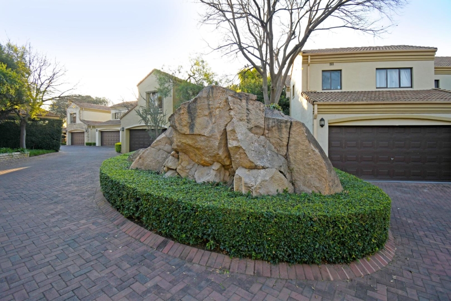 3 Bedroom Property for Sale in Lonehill Gauteng