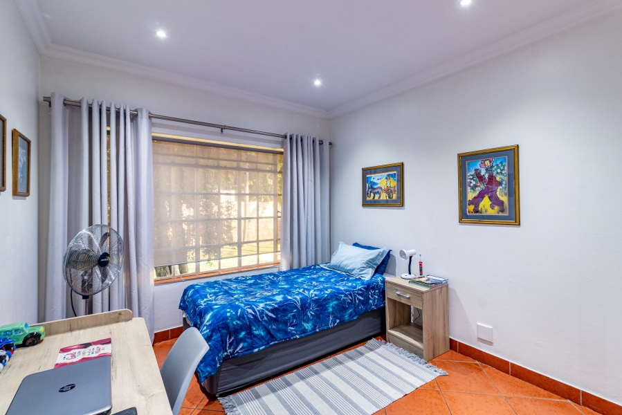 4 Bedroom Property for Sale in Waterkloof Glen Gauteng