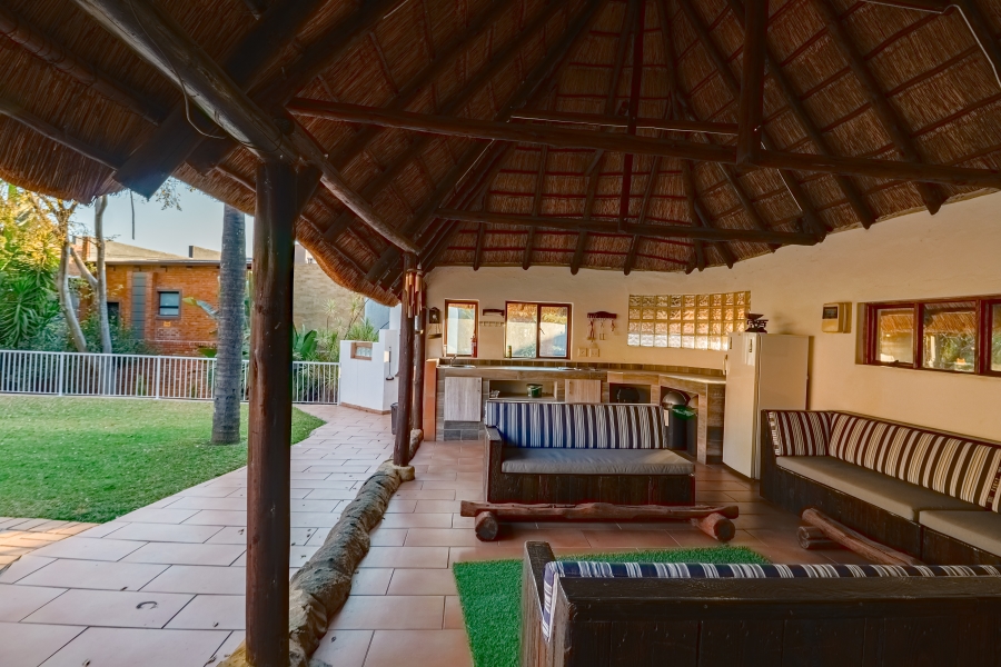 4 Bedroom Property for Sale in Waterkloof Glen Gauteng