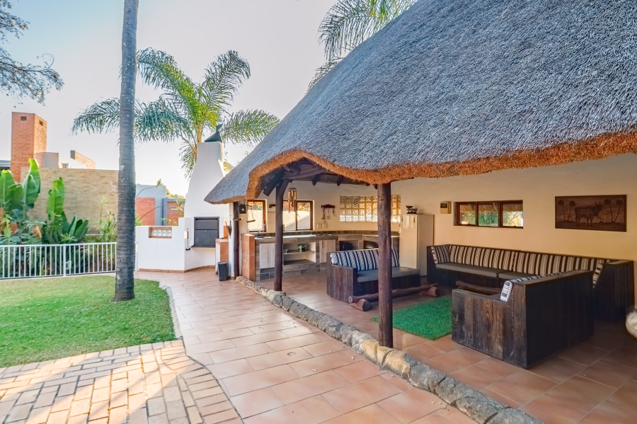 4 Bedroom Property for Sale in Waterkloof Glen Gauteng