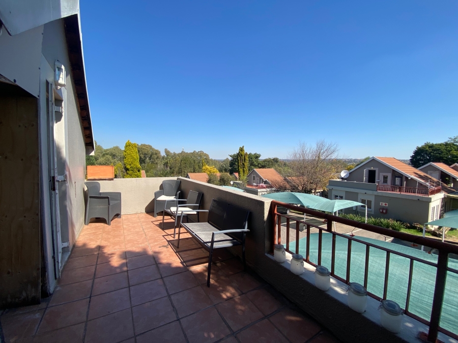 2 Bedroom Property for Sale in Fourways Gauteng