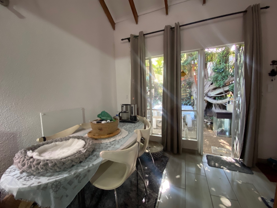2 Bedroom Property for Sale in Fourways Gauteng