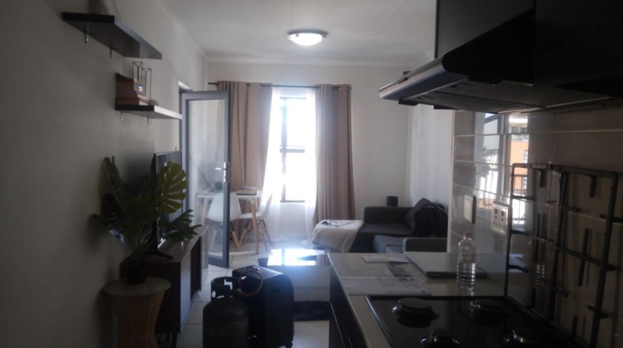 1 Bedroom Property for Sale in Oakdene Gauteng