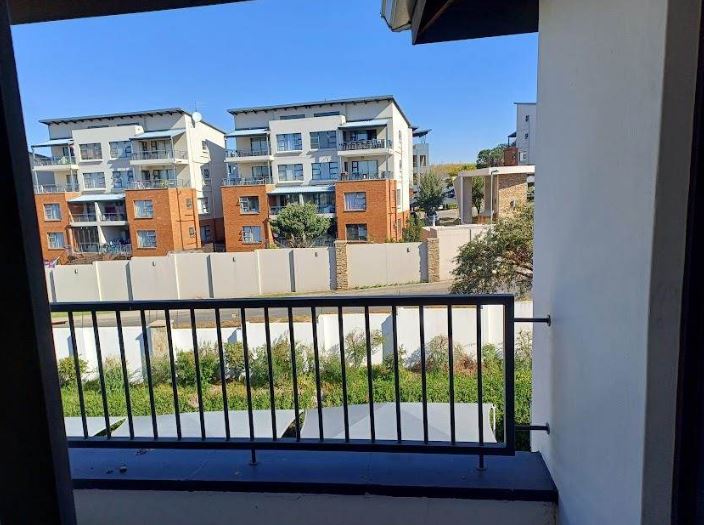 1 Bedroom Property for Sale in Oakdene Gauteng
