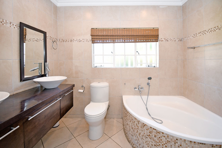 3 Bedroom Property for Sale in Olivedale Gauteng