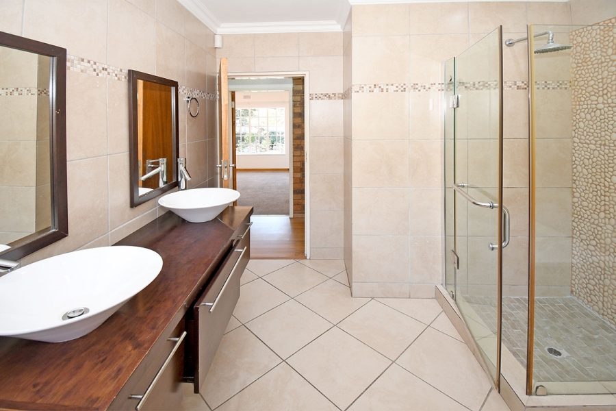 3 Bedroom Property for Sale in Olivedale Gauteng