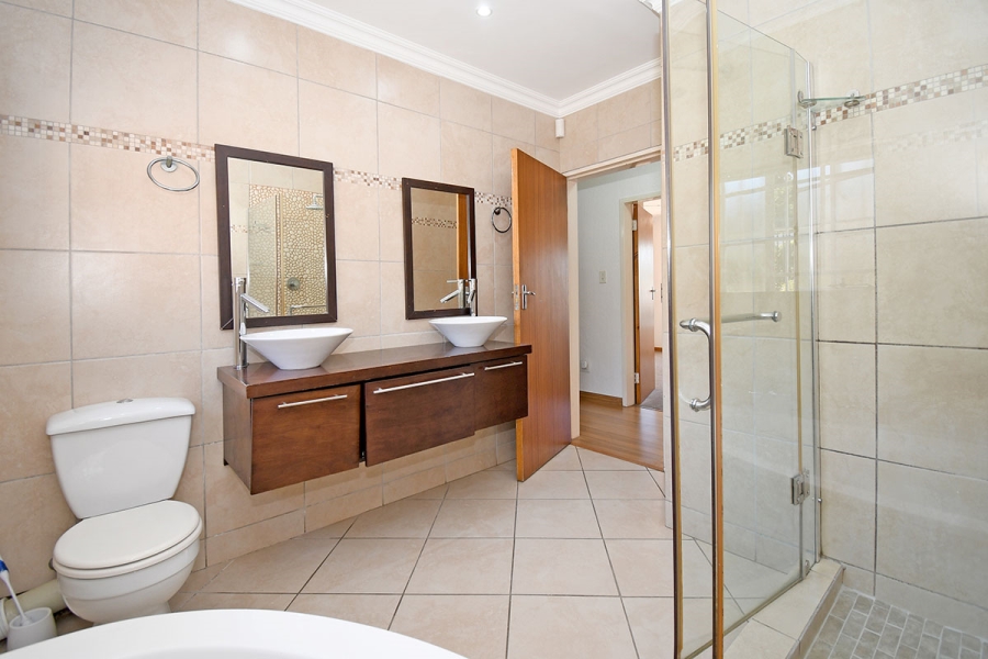 3 Bedroom Property for Sale in Olivedale Gauteng
