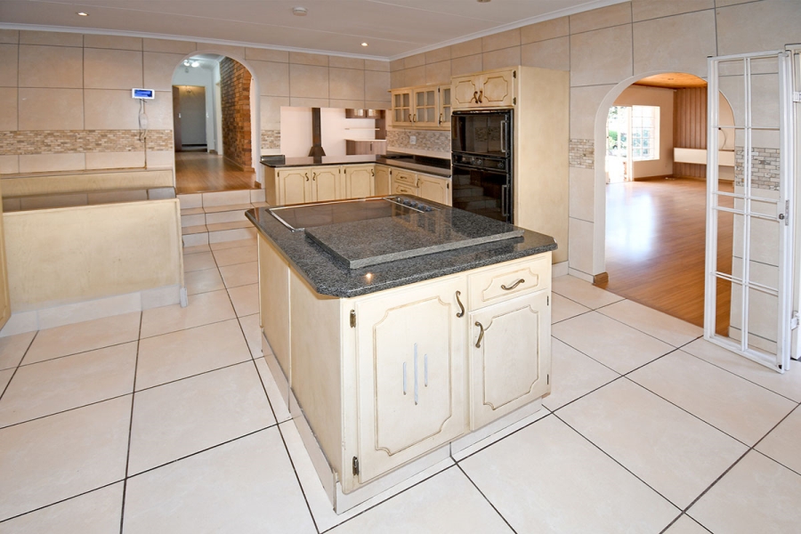 3 Bedroom Property for Sale in Olivedale Gauteng