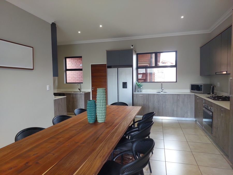 3 Bedroom Property for Sale in Six Fountains Residential Estate Gauteng