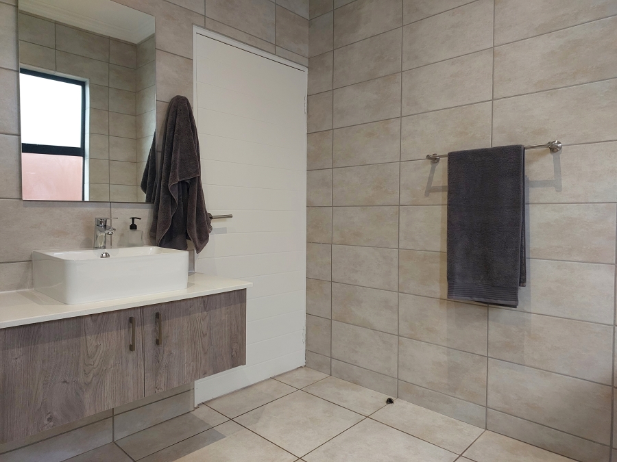 3 Bedroom Property for Sale in Six Fountains Residential Estate Gauteng