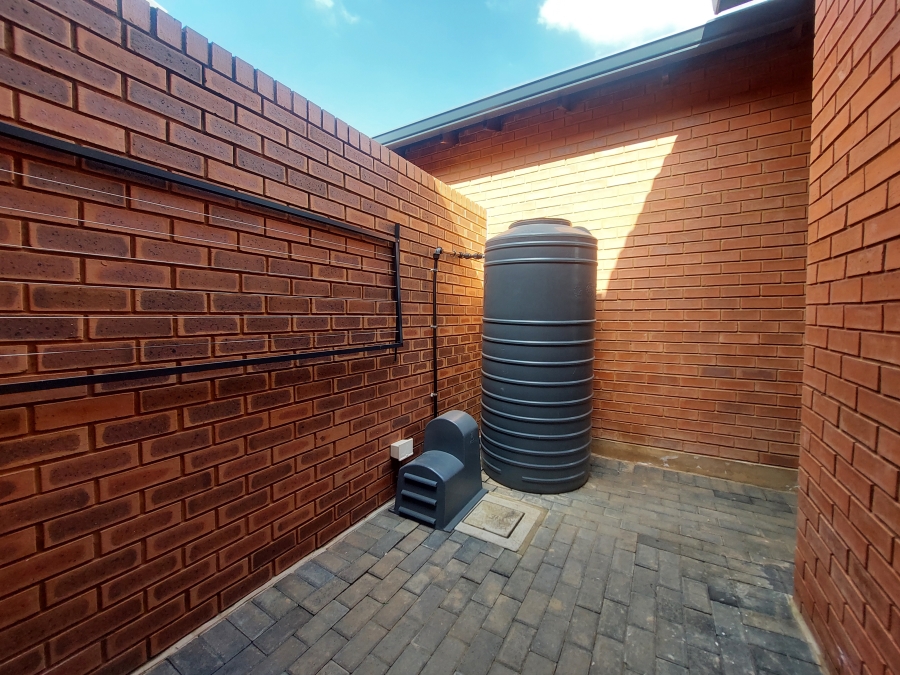 3 Bedroom Property for Sale in Six Fountains Residential Estate Gauteng