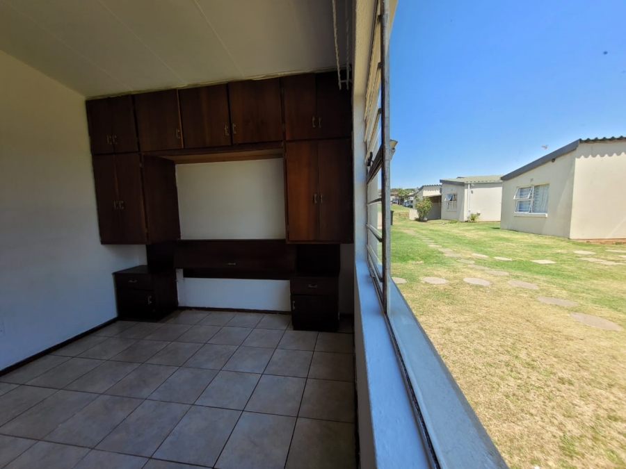 2 Bedroom Property for Sale in Florida Gauteng