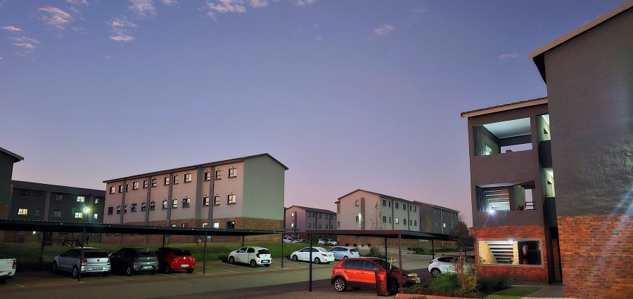 3 Bedroom Property for Sale in Kenleaf Gauteng