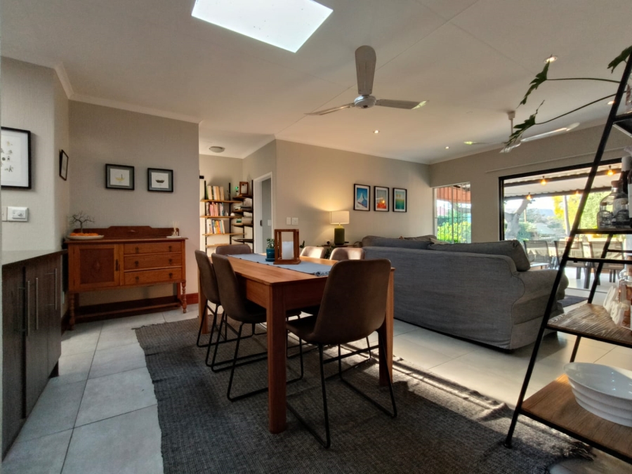 2 Bedroom Property for Sale in Faerie Glen Gauteng