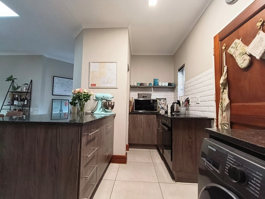2 Bedroom Property for Sale in Faerie Glen Gauteng
