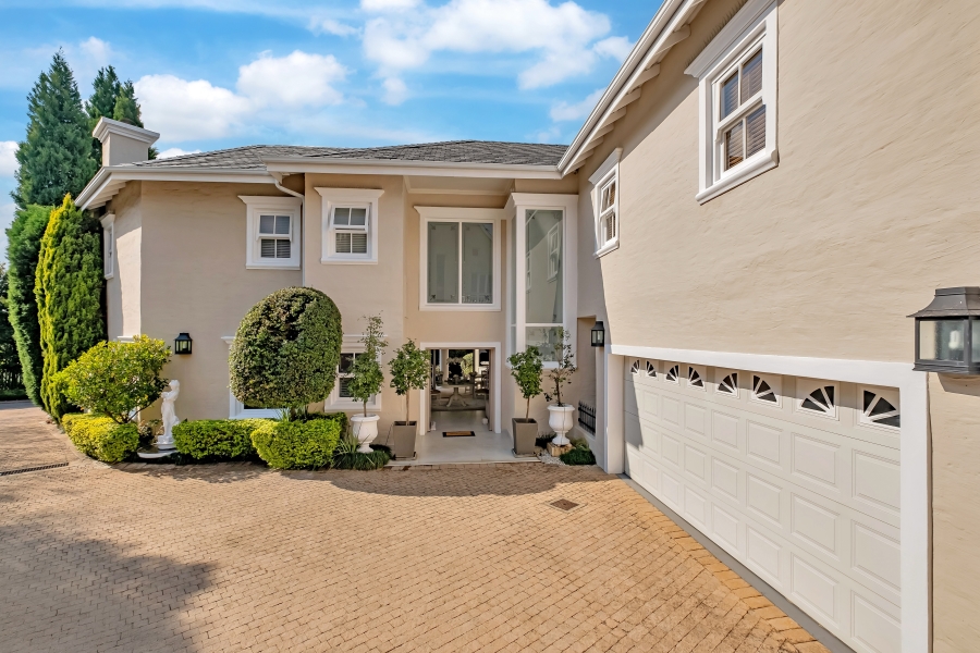 5 Bedroom Property for Sale in Bryanston Gauteng