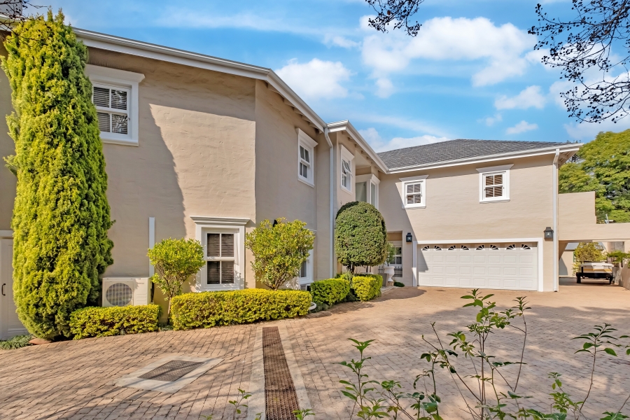 5 Bedroom Property for Sale in Bryanston Gauteng