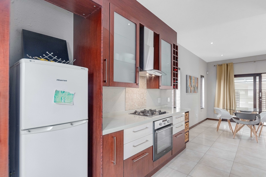 To Let 3 Bedroom Property for Rent in Broadacres Gauteng