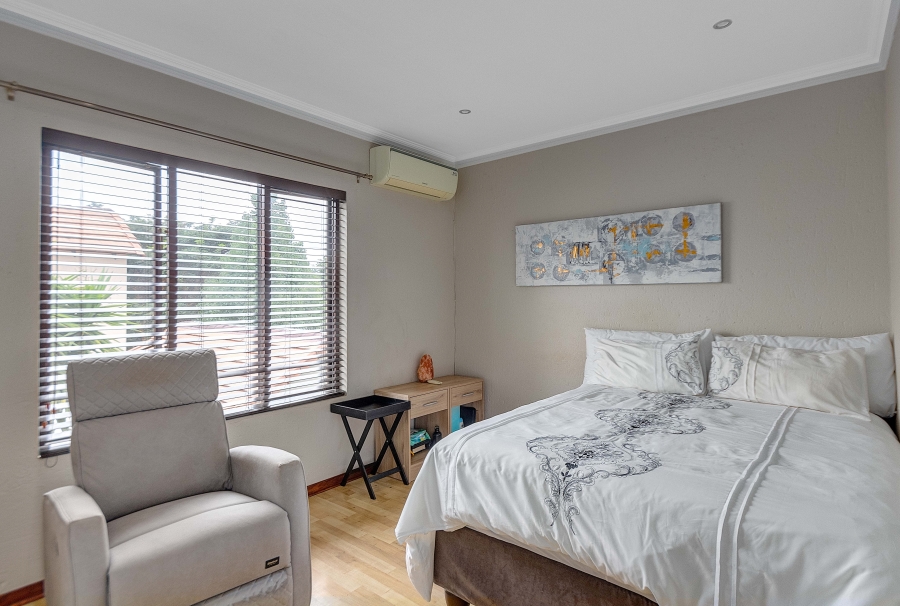 To Let 3 Bedroom Property for Rent in Broadacres Gauteng