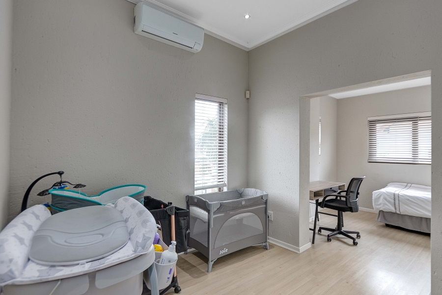 To Let 3 Bedroom Property for Rent in Broadacres Gauteng
