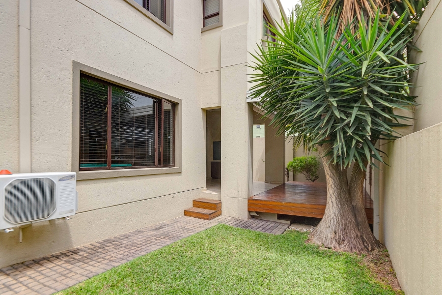 To Let 3 Bedroom Property for Rent in Broadacres Gauteng