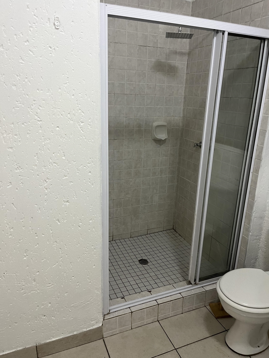 To Let 1 Bedroom Property for Rent in Paulshof Gauteng