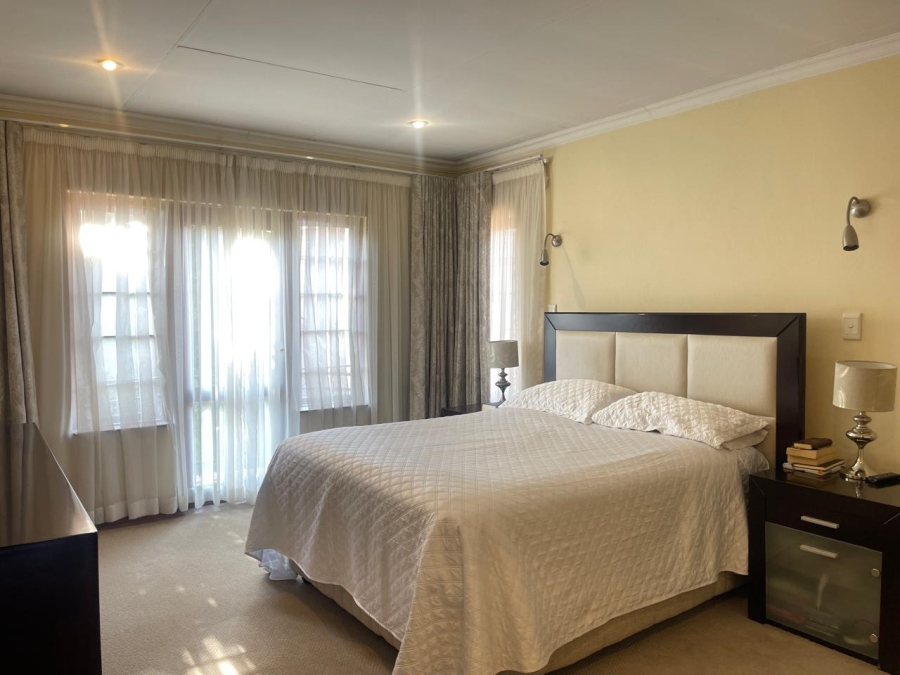 4 Bedroom Property for Sale in Broadacres Gauteng