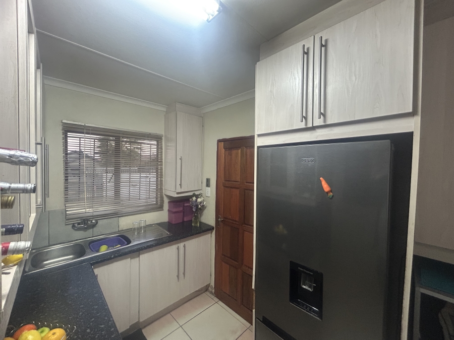3 Bedroom Property for Sale in Soshanguve VV Gauteng