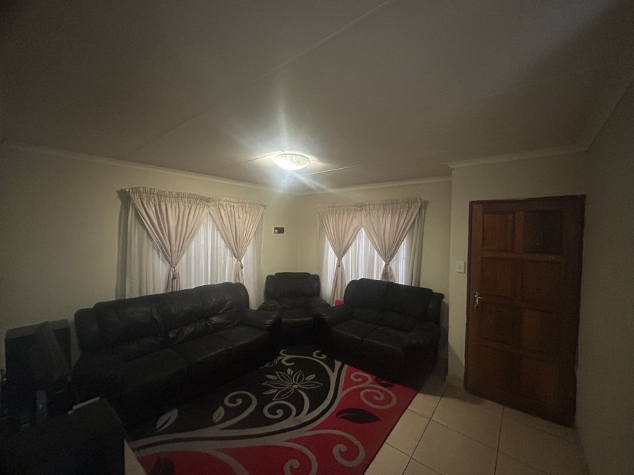 3 Bedroom Property for Sale in Soshanguve VV Gauteng
