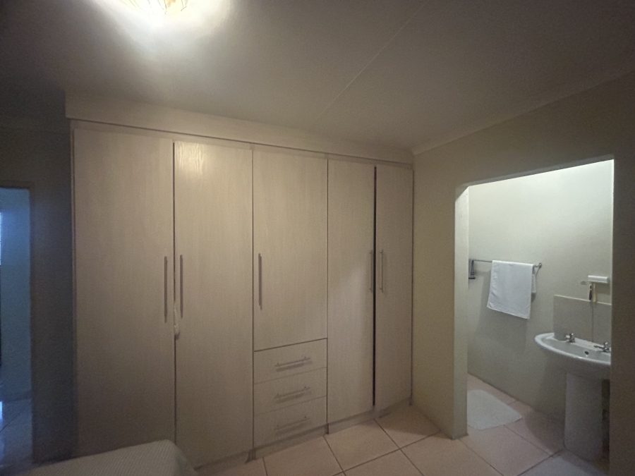 3 Bedroom Property for Sale in Soshanguve VV Gauteng