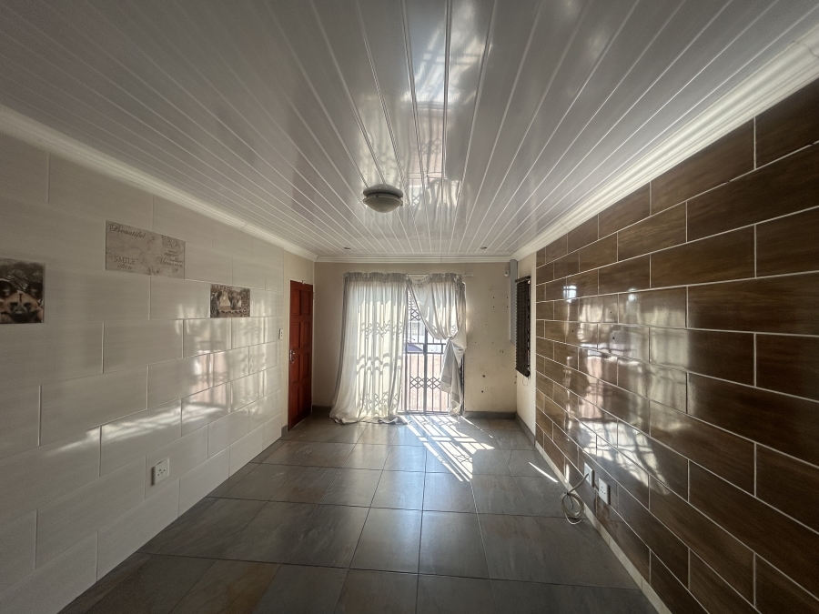 3 Bedroom Property for Sale in Amandasig Gauteng