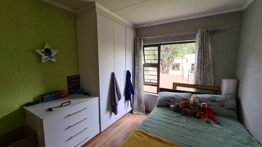 2 Bedroom Property for Sale in Sunninghill Gauteng