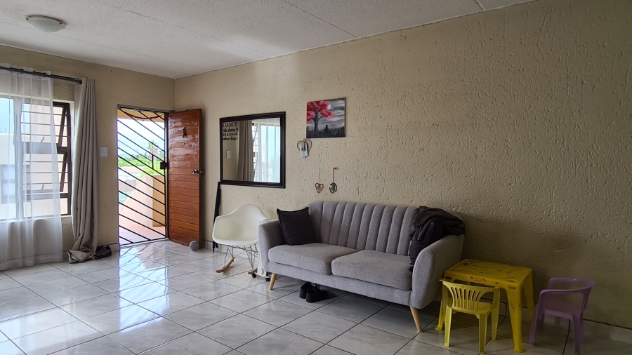 2 Bedroom Property for Sale in Sunninghill Gauteng