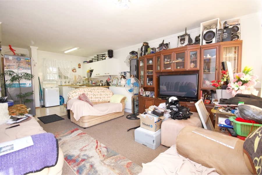 2 Bedroom Property for Sale in Lindhaven Gauteng