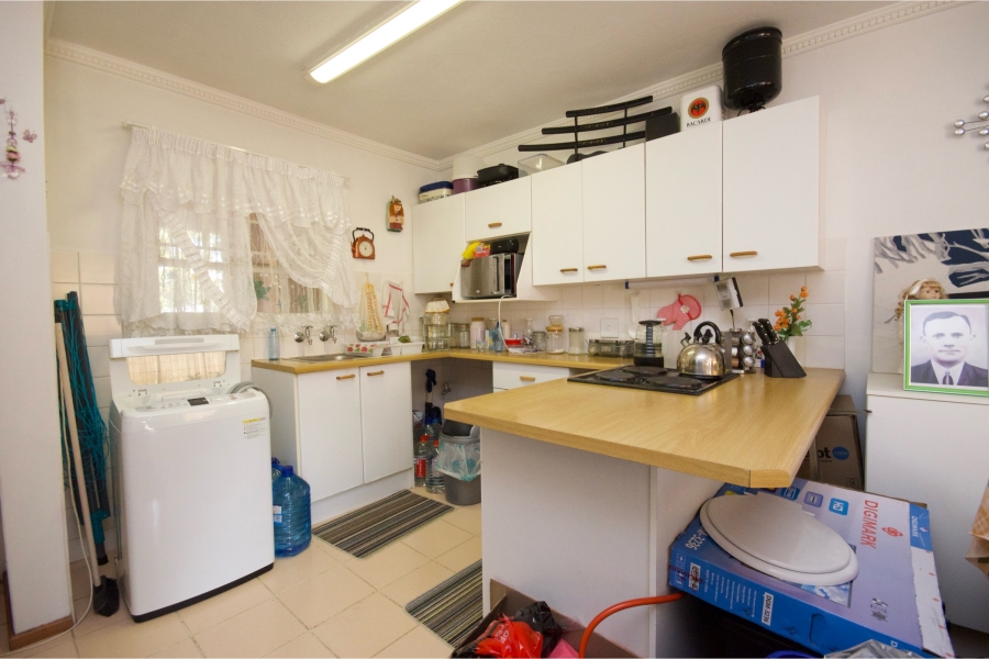 2 Bedroom Property for Sale in Lindhaven Gauteng