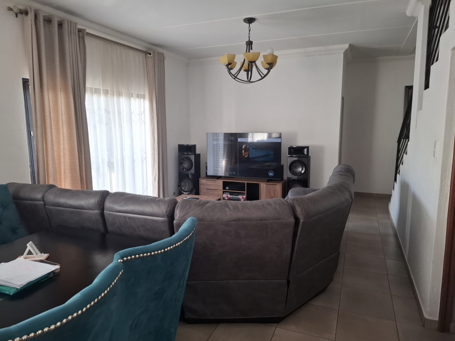 3 Bedroom Property for Sale in Terenure Gauteng