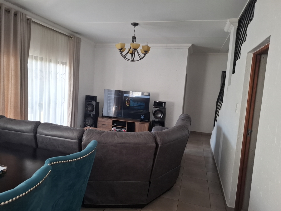 3 Bedroom Property for Sale in Terenure Gauteng