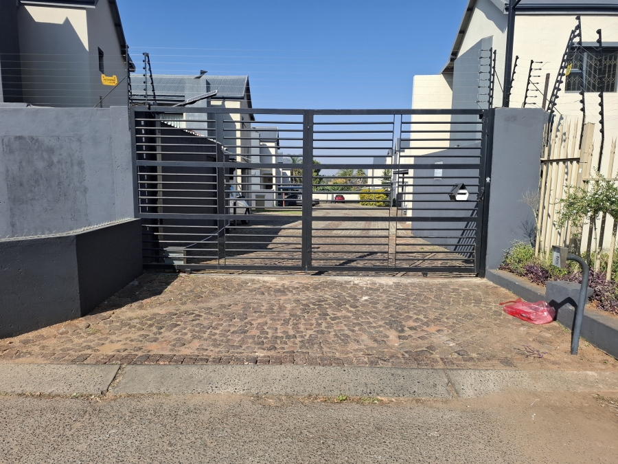 3 Bedroom Property for Sale in Terenure Gauteng