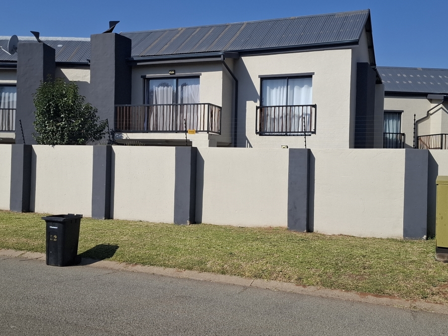 3 Bedroom Property for Sale in Terenure Gauteng