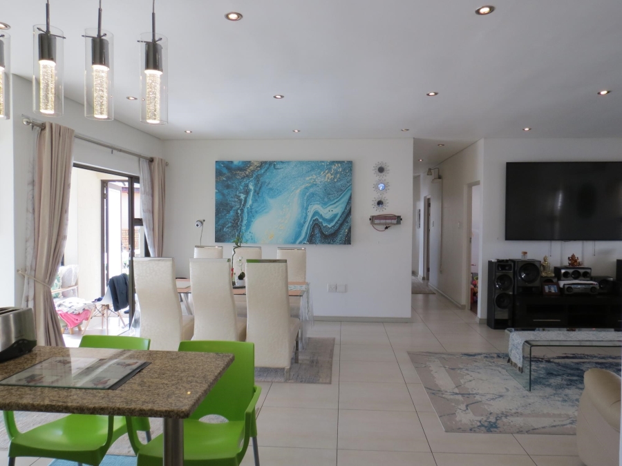 4 Bedroom Property for Sale in Greenstone Hill Gauteng