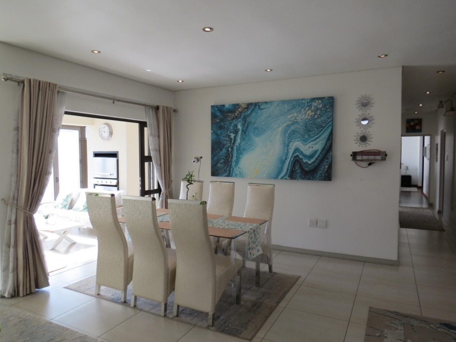 4 Bedroom Property for Sale in Greenstone Hill Gauteng