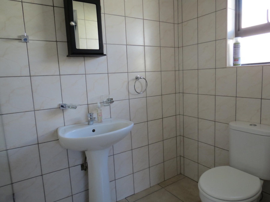 4 Bedroom Property for Sale in Greenstone Hill Gauteng